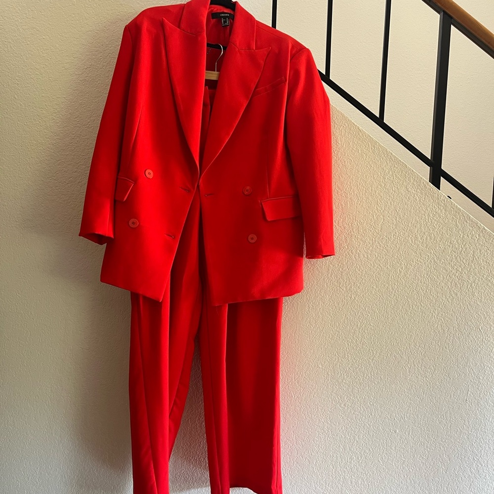 Forever 21 Vibrant Red Women's Blazer and Suit Set